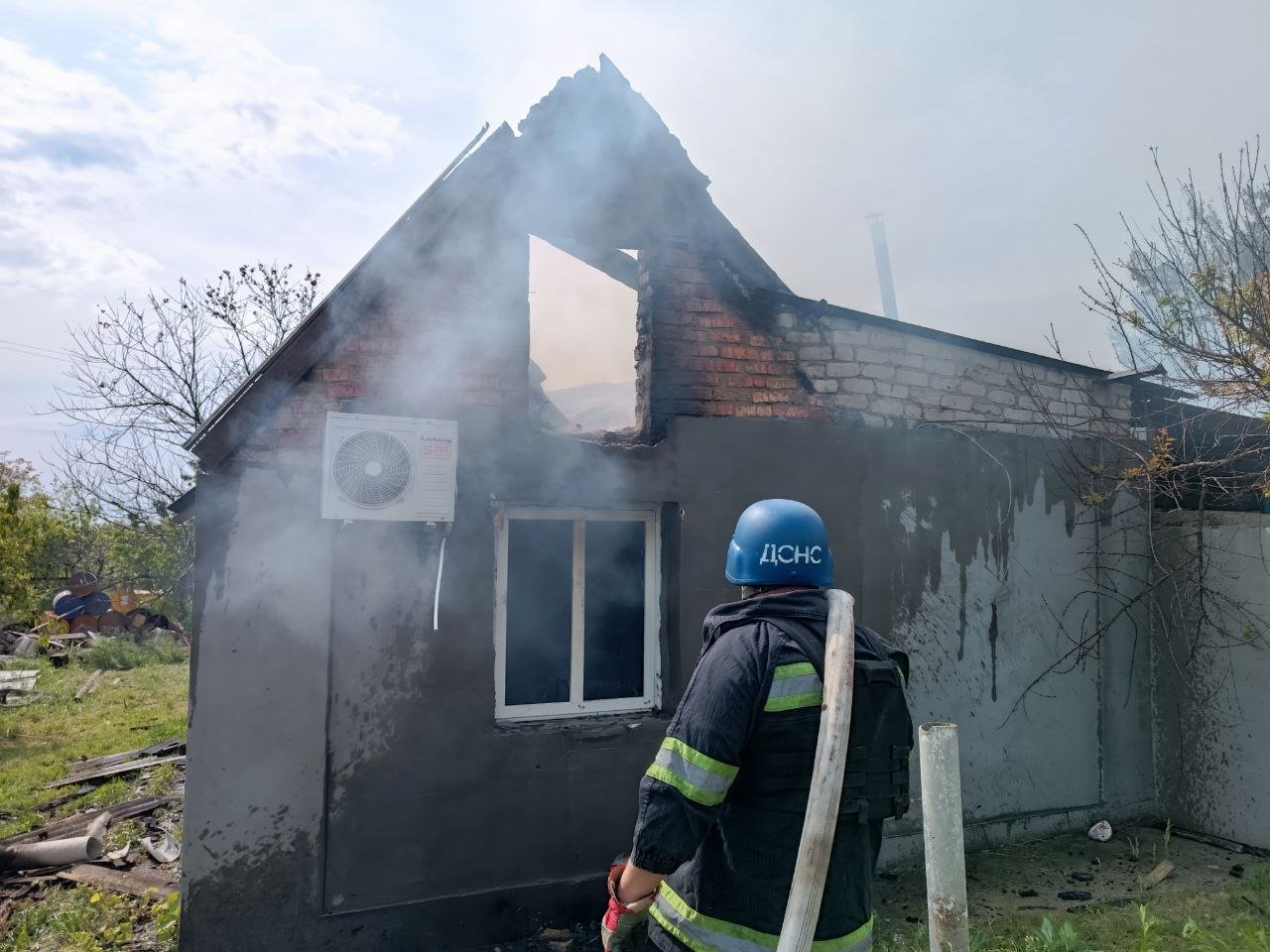 Внаслідок обстрілів у Запорізькій області сталося три пожежі, - ДСНС
