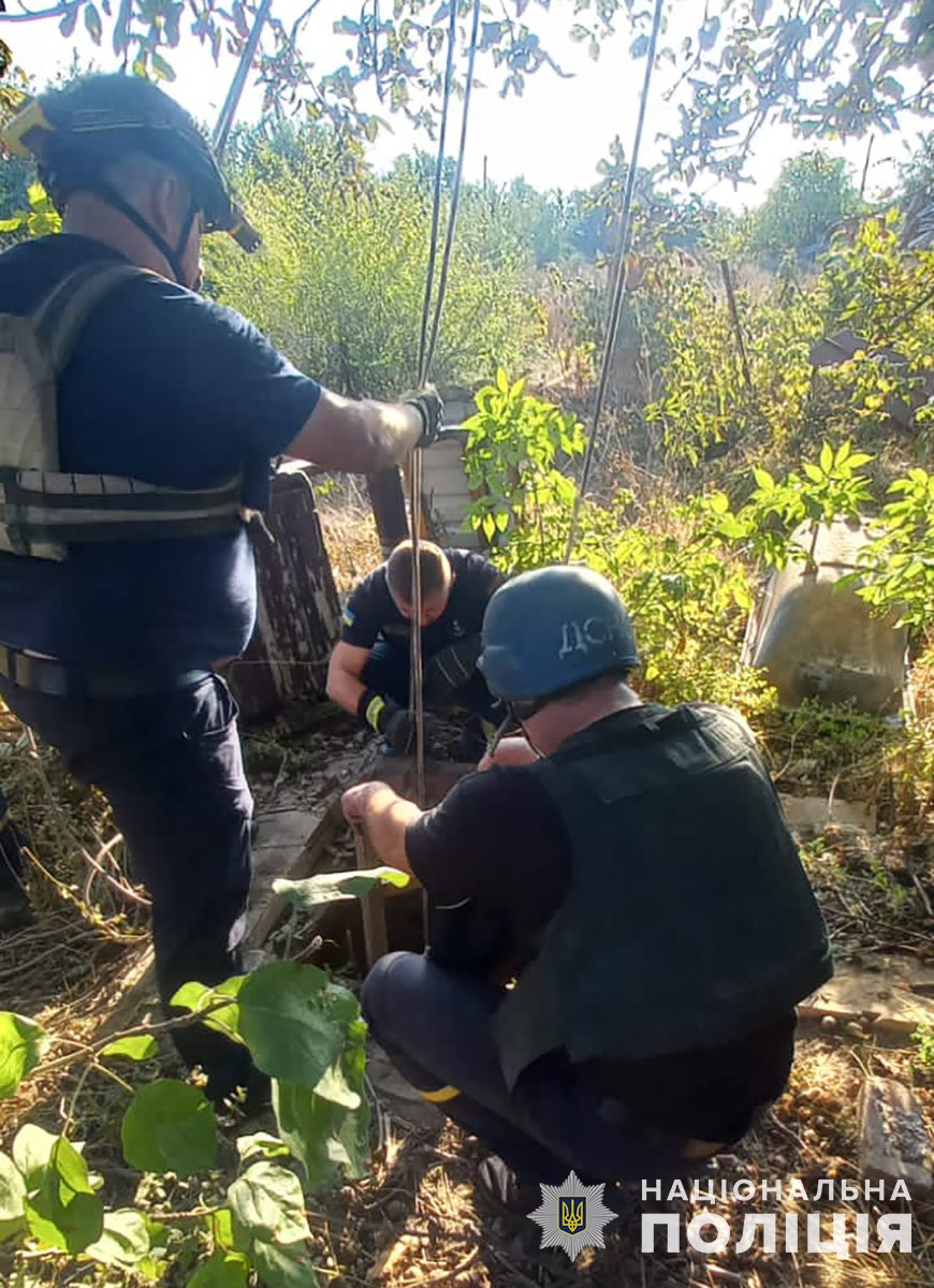 На Запоріжжі поліцейські затримали чоловіка, який вбив знайомого та сховав його тіло у колодязь